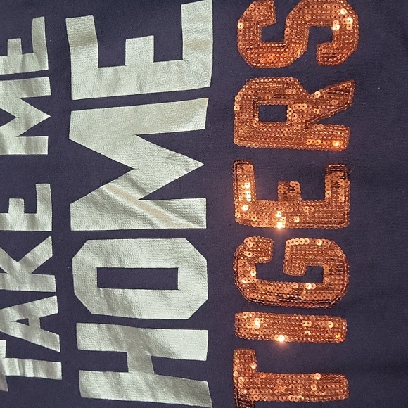 Victoria's Secret PINK Detroit Hoodie - Picture 16 of 16